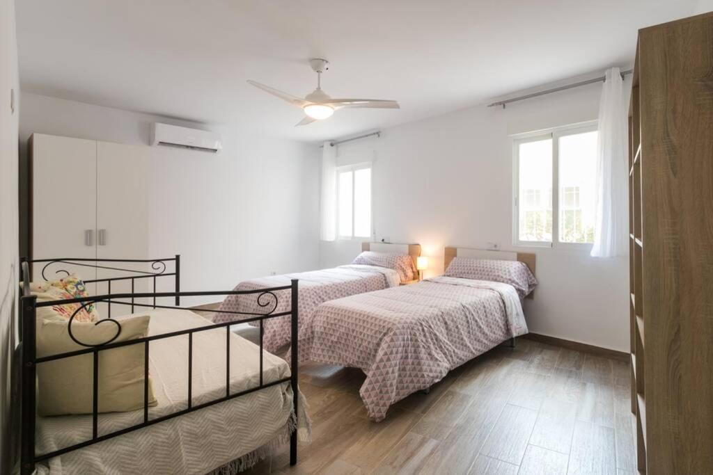 Espacioso Y Centrico Piso Con Zona Chill-Out Alicante Exterior photo