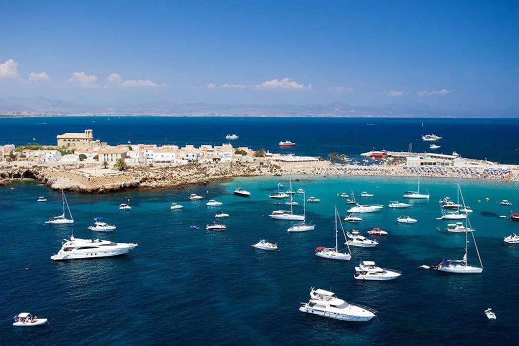 Espacioso Y Centrico Piso Con Zona Chill-Out Alicante Exterior photo