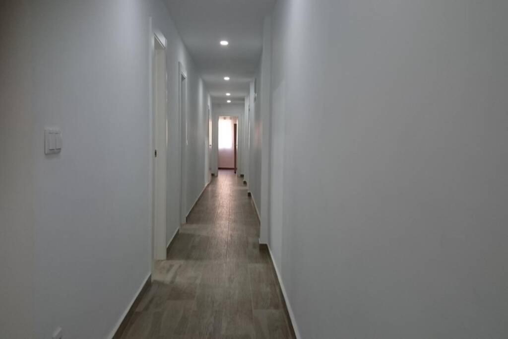 Espacioso Y Centrico Piso Con Zona Chill-Out Alicante Exterior photo