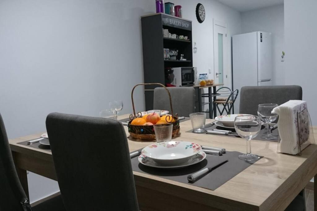 Espacioso Y Centrico Piso Con Zona Chill-Out Alicante Exterior photo