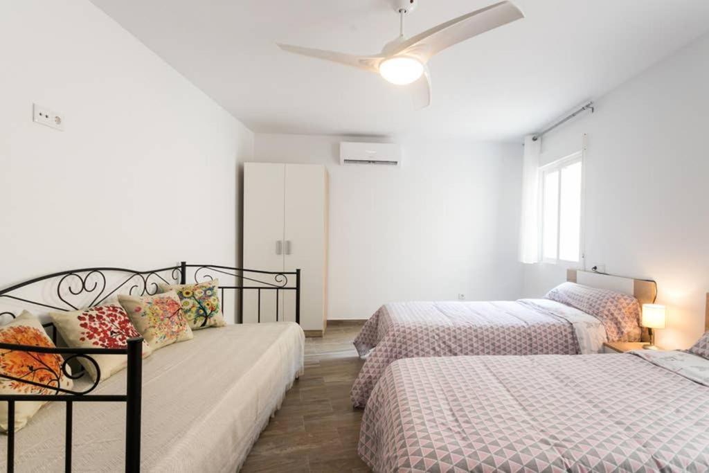Espacioso Y Centrico Piso Con Zona Chill-Out Alicante Exterior photo